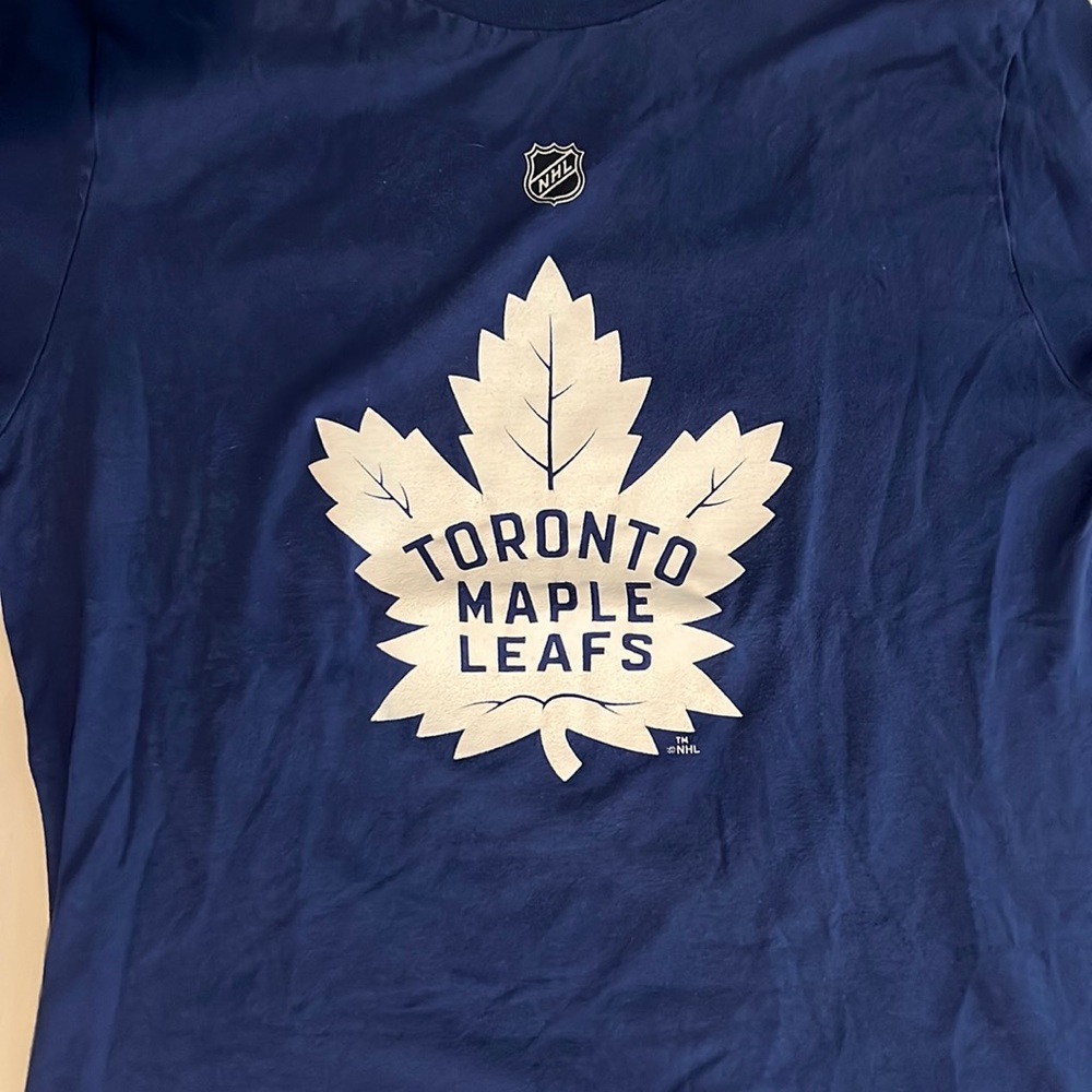 Reebok Toronto Maple Leafs NHL shirt (matthews)